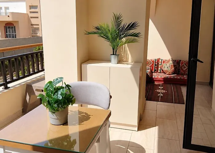 Luxury Modern 1-bedroom In Aldau Heights Apartment *
